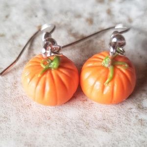 New Handmade Halloween pumpkin earrings